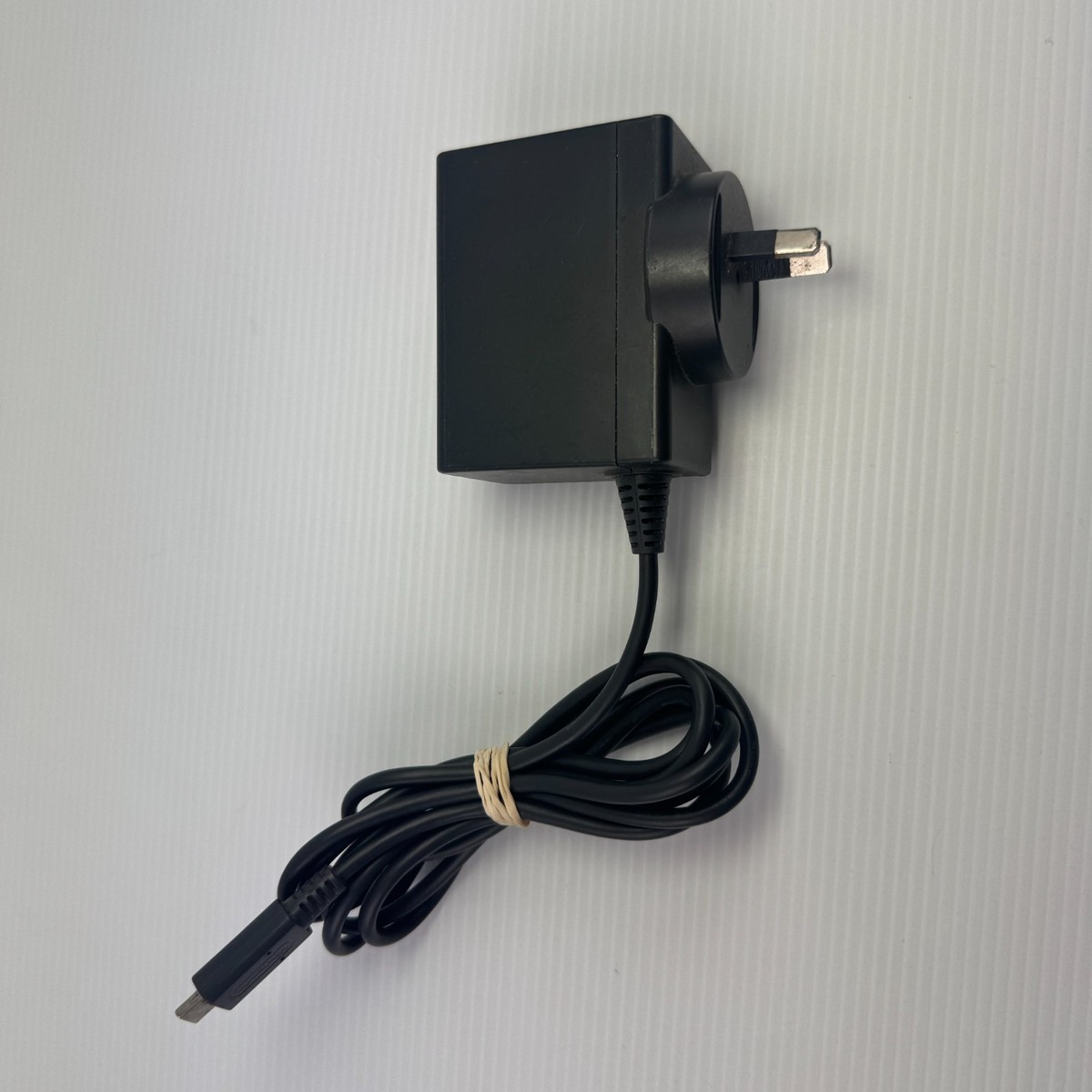 Console portable Nintendo Switch 2 avec accessoires et 10 jeux (sans station d'accueil). — photo 3