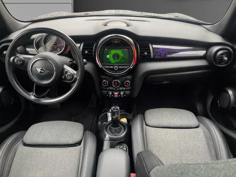 Mini One 102 CH Apple Carplay / Toit Ouvrant / Entretien Complet — photo 2