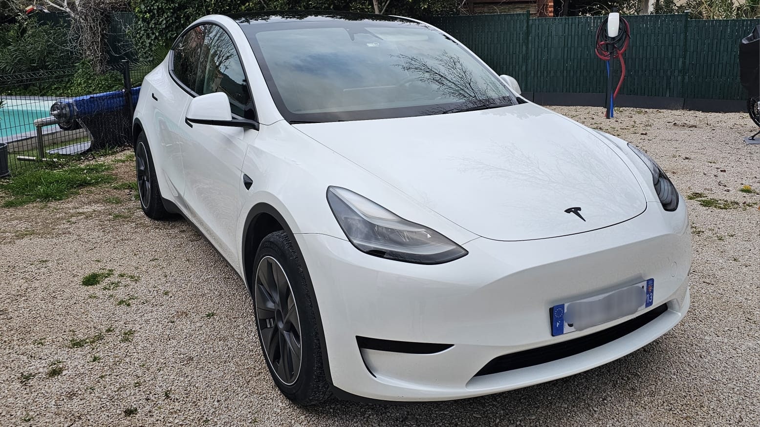 Tesla Model Y Propulsion - Autopilot