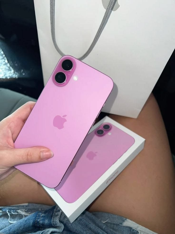 Iphone 16 pro Max — photo 2