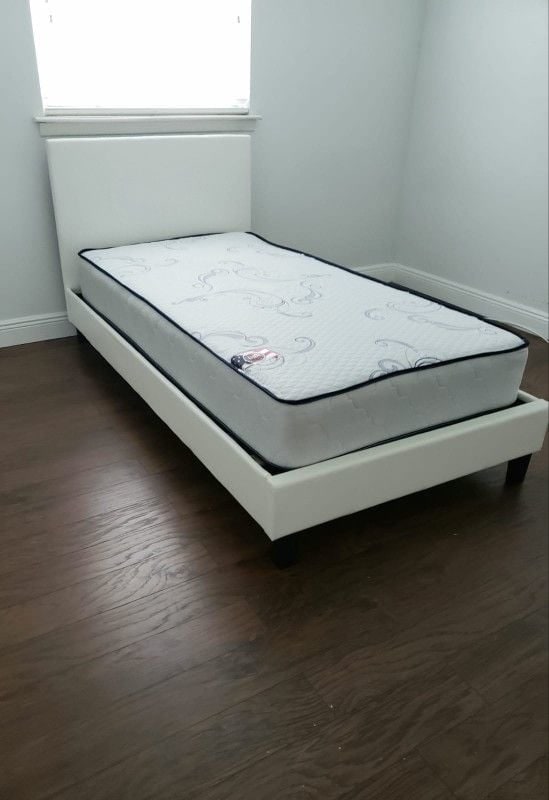 90x190 lit sommier avec matela