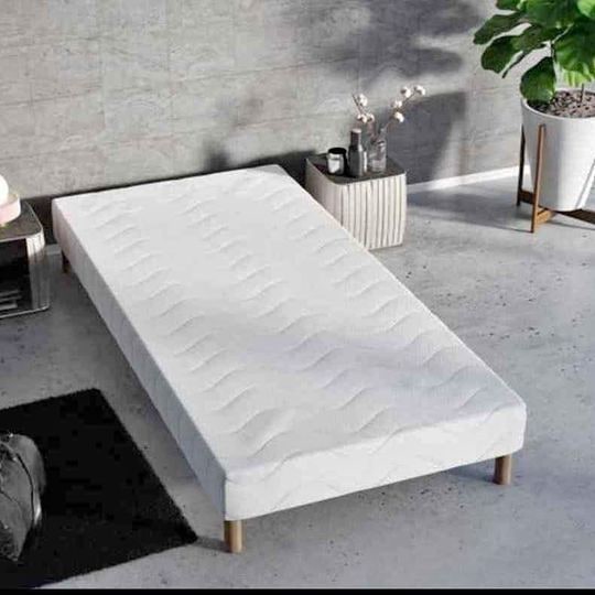 160x200 sommier avec matela