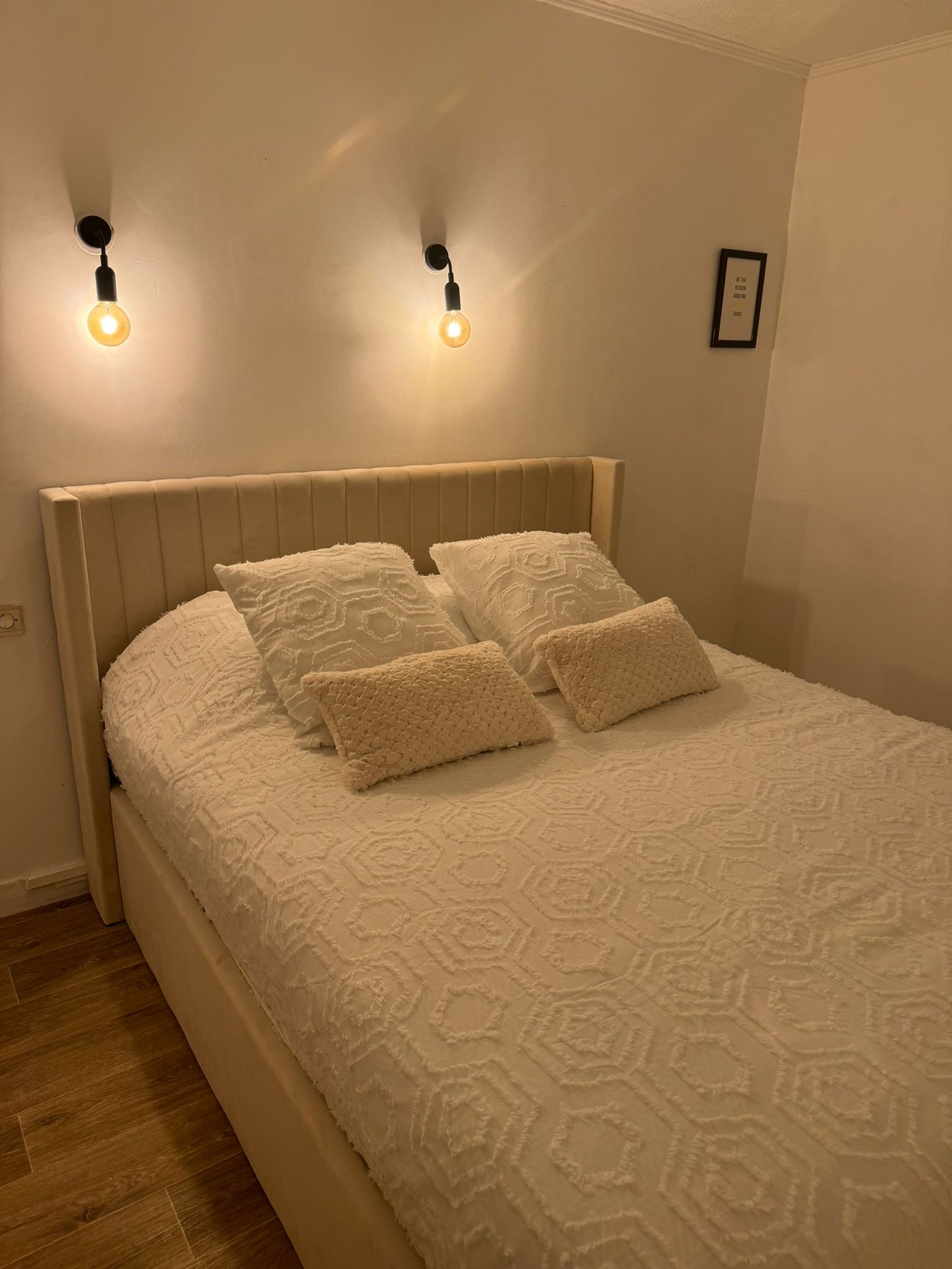 160x200 lit Sommier avec Matela