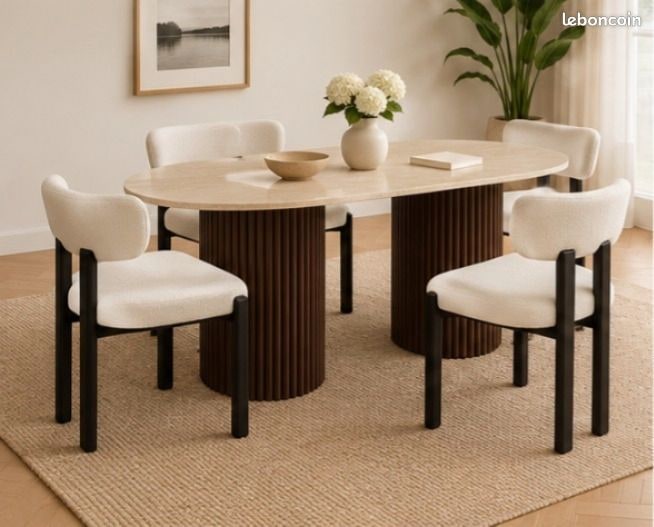 Table de salle à manger en travertin avec 4 chaises